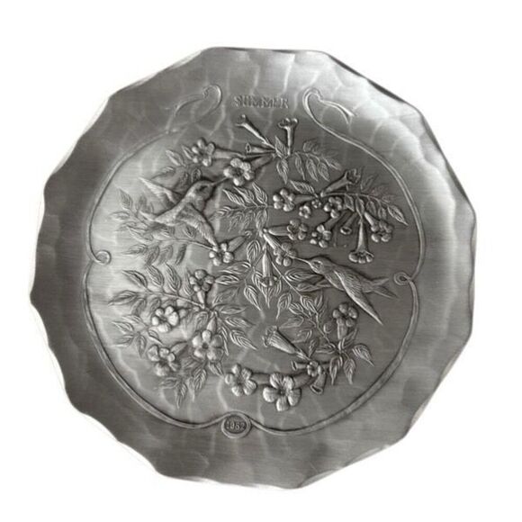 Natale Triangle Hammered Aluminum Four Seasons Plates 1980-1983 Set Of Four - Picture 4 of 10